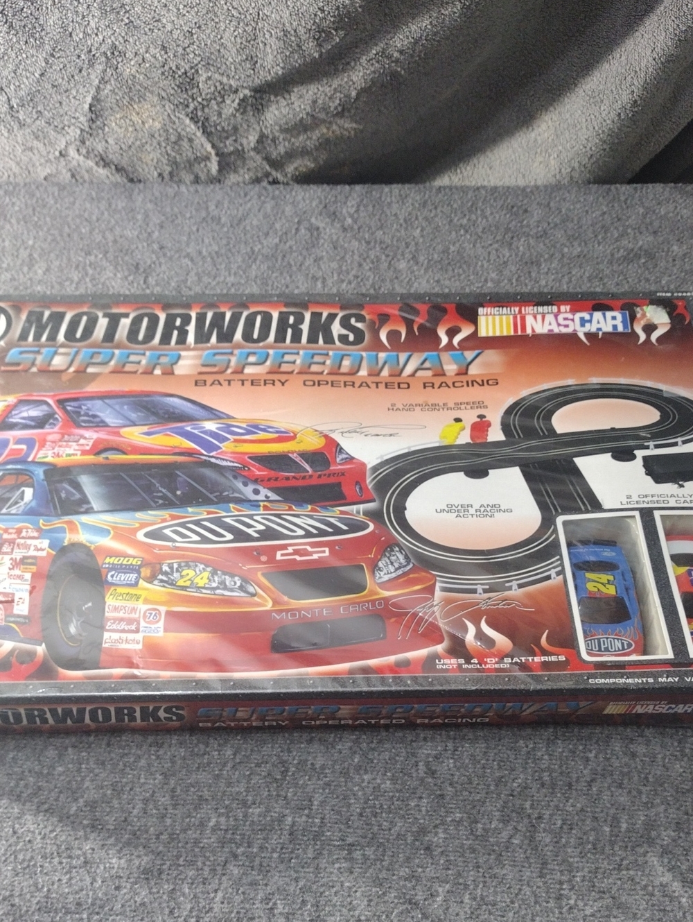 Motorworks Super Speedway NASCAR Slot Car Track Set Red Black